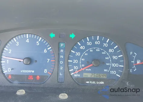 2002 Toyota Sienna Xle z USA, uszkodzony, nr VIN 4T3ZF13C52U440814